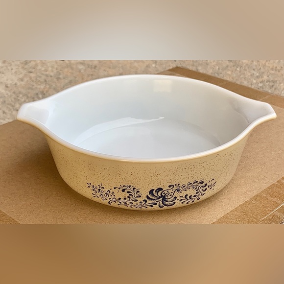 Brand New Old Stock Corning Pyrex HOMESTEAD 500ml Casserole Dish - Picture 12 of 16